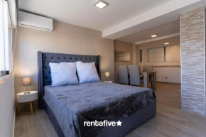 rentafive Estudio Parking Piscina